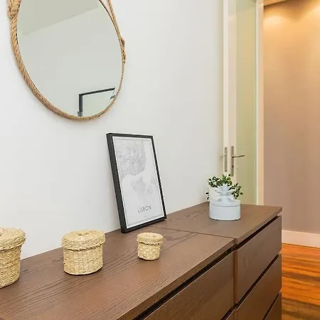 アパート Renovated Spacious 1bed Apt Near Alfama