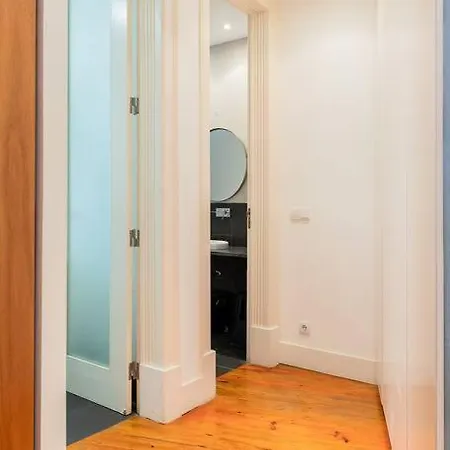 Renovated Spacious 1bed Apt Near Alfama Apartamento *